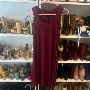 Elegant Burgundy Ellen Parker Sleeveless Dress